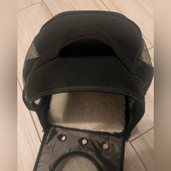 Travel back pack for Cat 🐱 or small dog 🐶 back pack - Picture 8 of 14